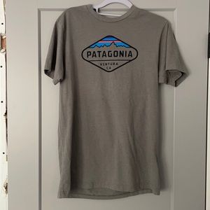 Men’s Patagonia shirt